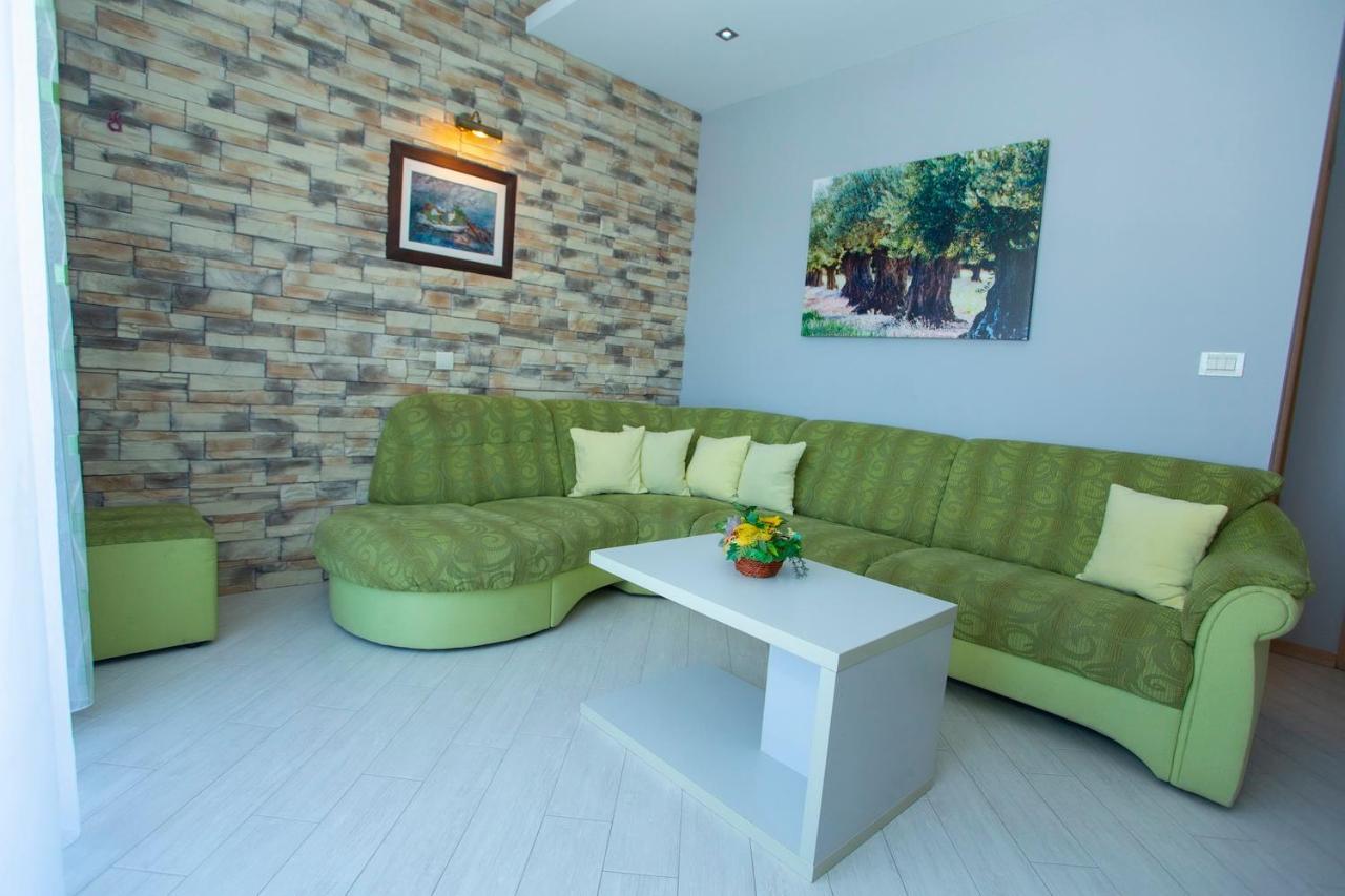 Apartments Loncar Тучепи Экстерьер фото