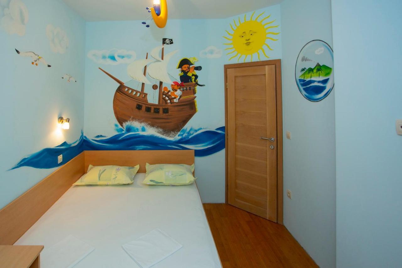 Apartments Loncar Тучепи Экстерьер фото