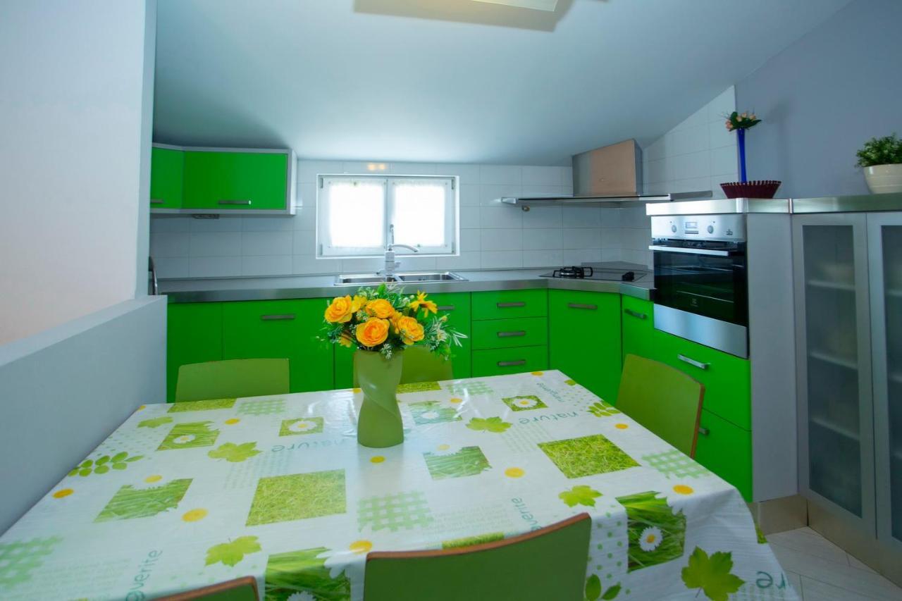 Apartments Loncar Тучепи Экстерьер фото