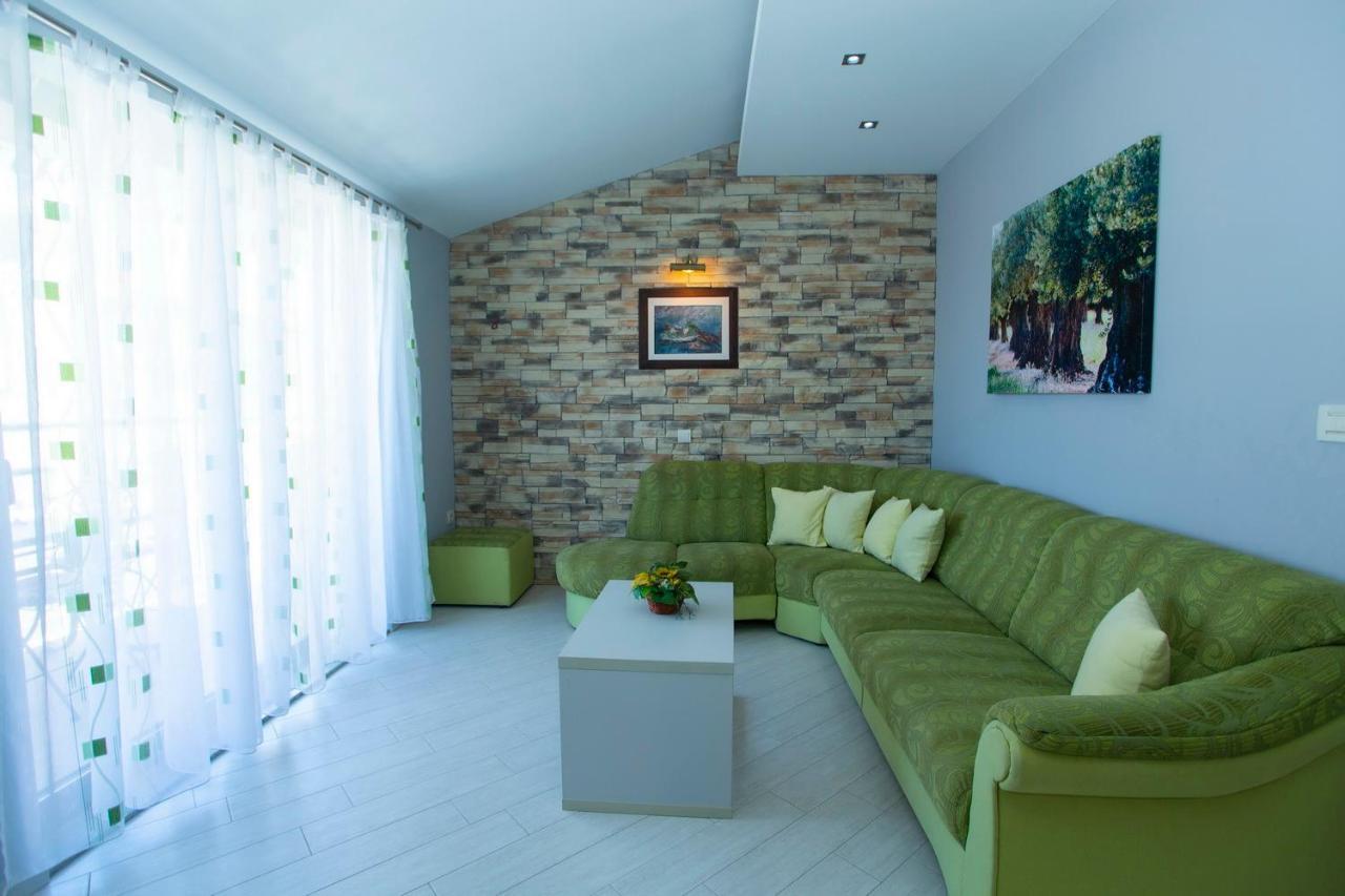 Apartments Loncar Тучепи Экстерьер фото