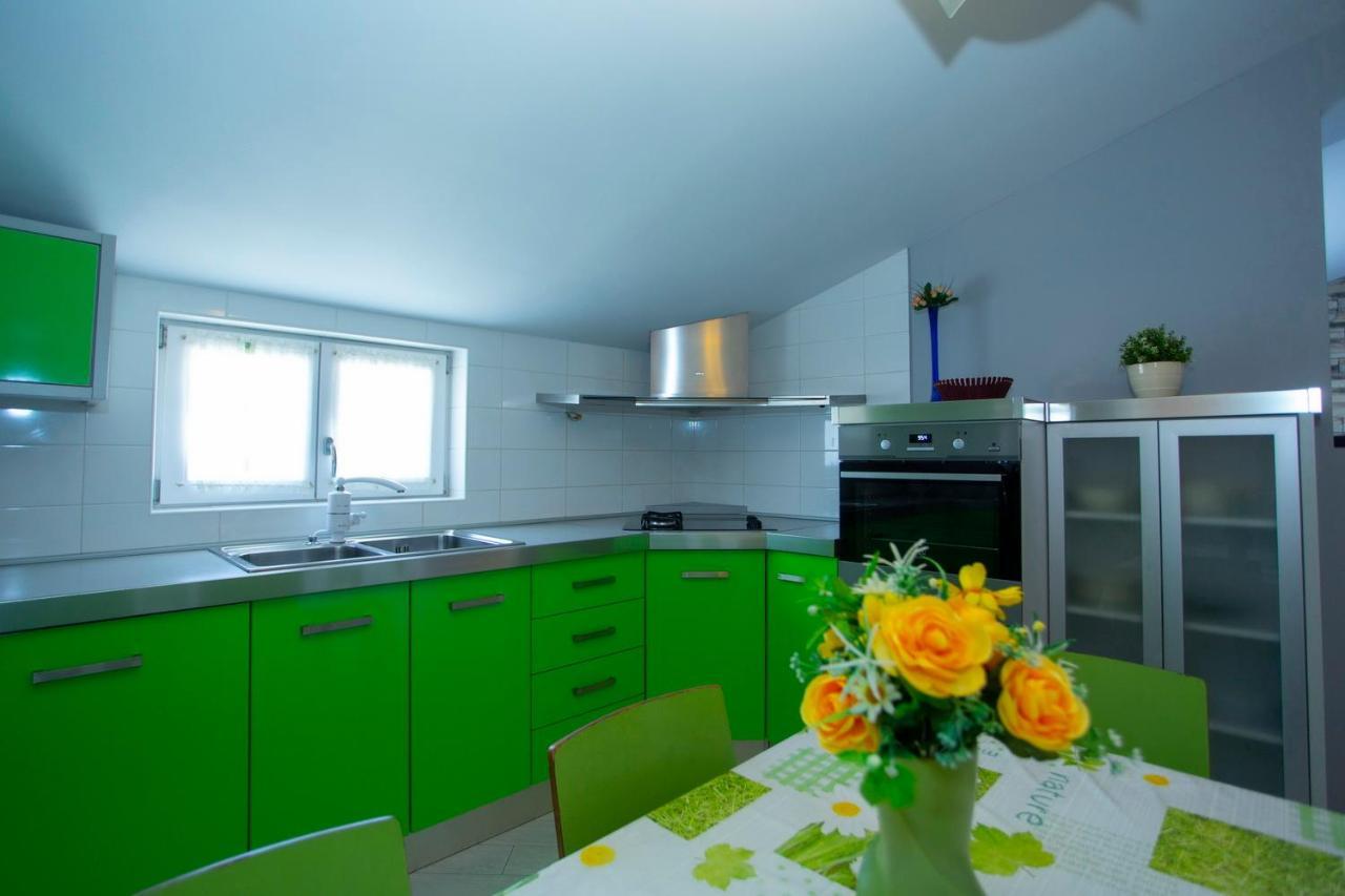 Apartments Loncar Тучепи Экстерьер фото