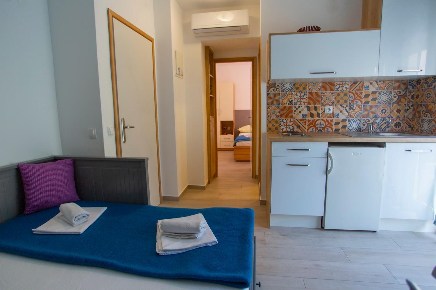 Apartments Loncar Тучепи Экстерьер фото